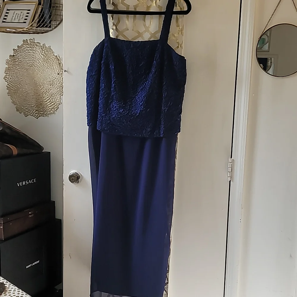 Jacquard Dress & Blazer Set - Picture 6 of 8